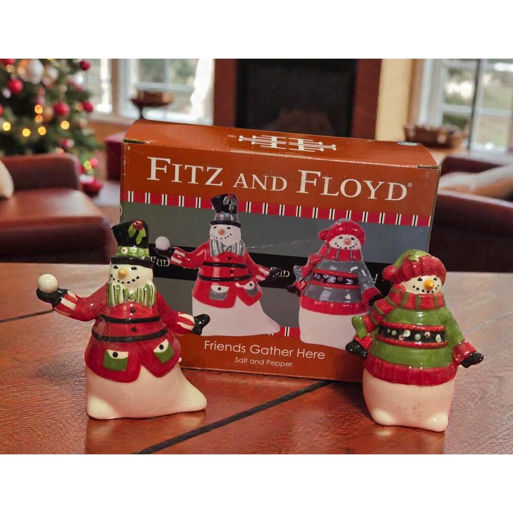 Fitz and Floyd Friends Gather Here Salt and Pepper Shaker Set in Original Box